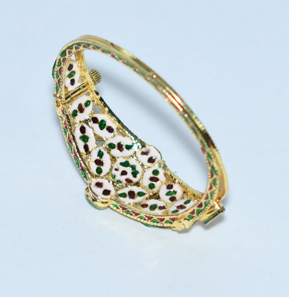 Gold/ Kundan bracelet