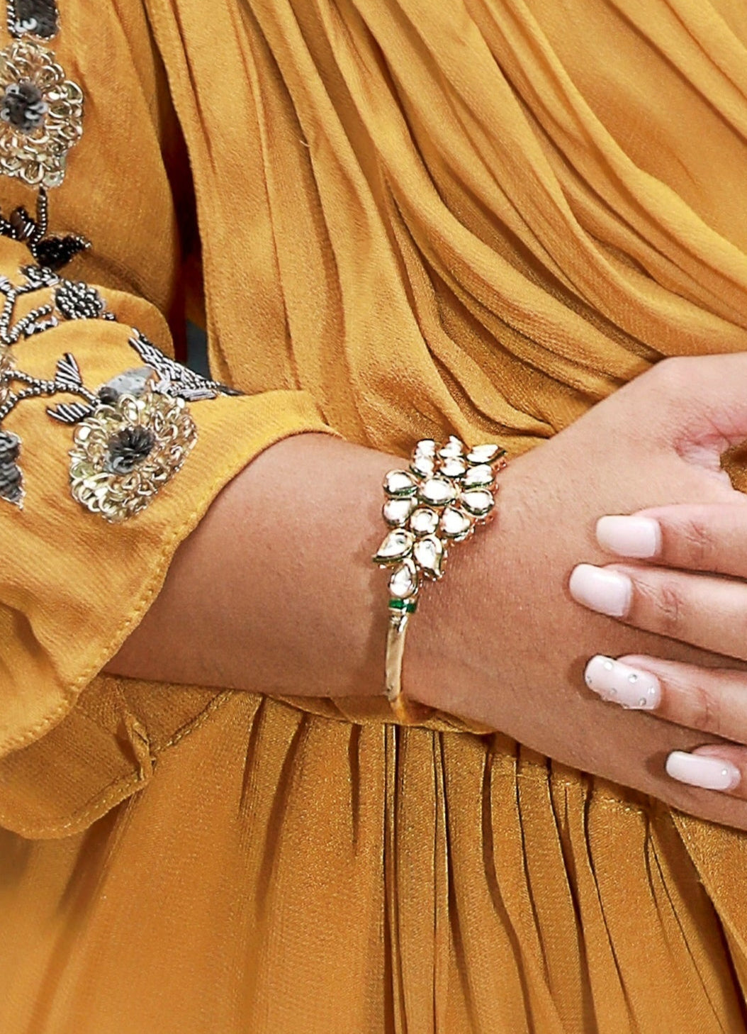 Kundan work details snap bracelet