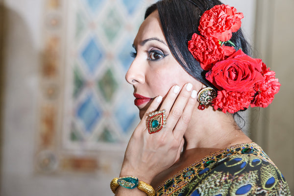 Posh Pari Gold/ Emerald/ Kundan Motif bracelet- SOLD OUT