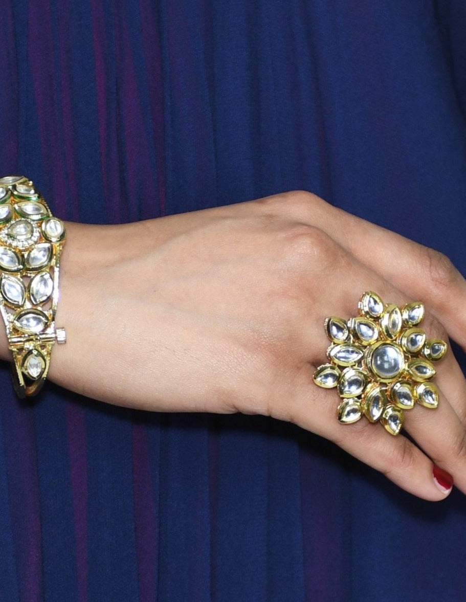 Gold/ Kundan opulent ring