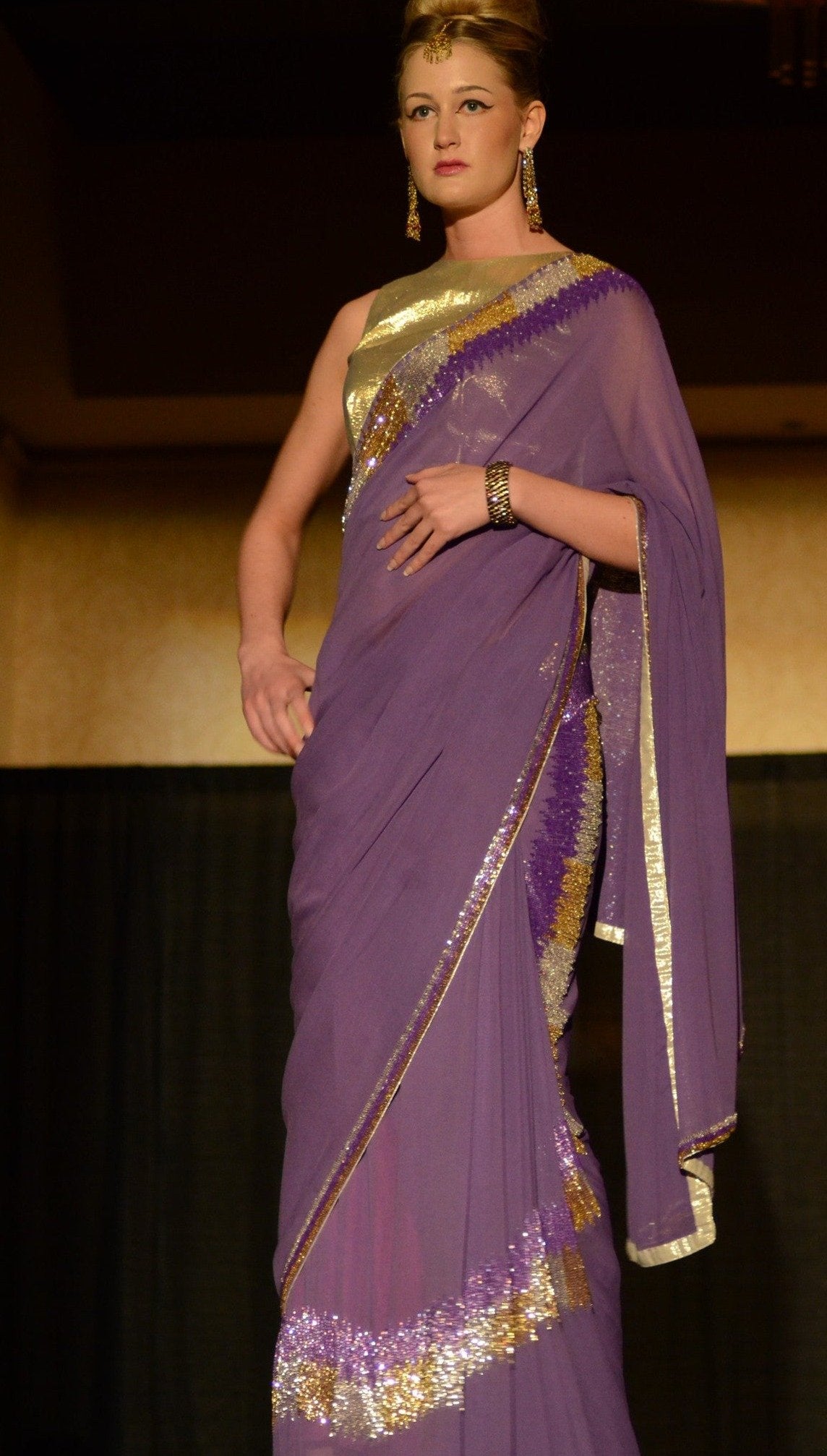 Lily - Lovely dame sari- SOLD OUT